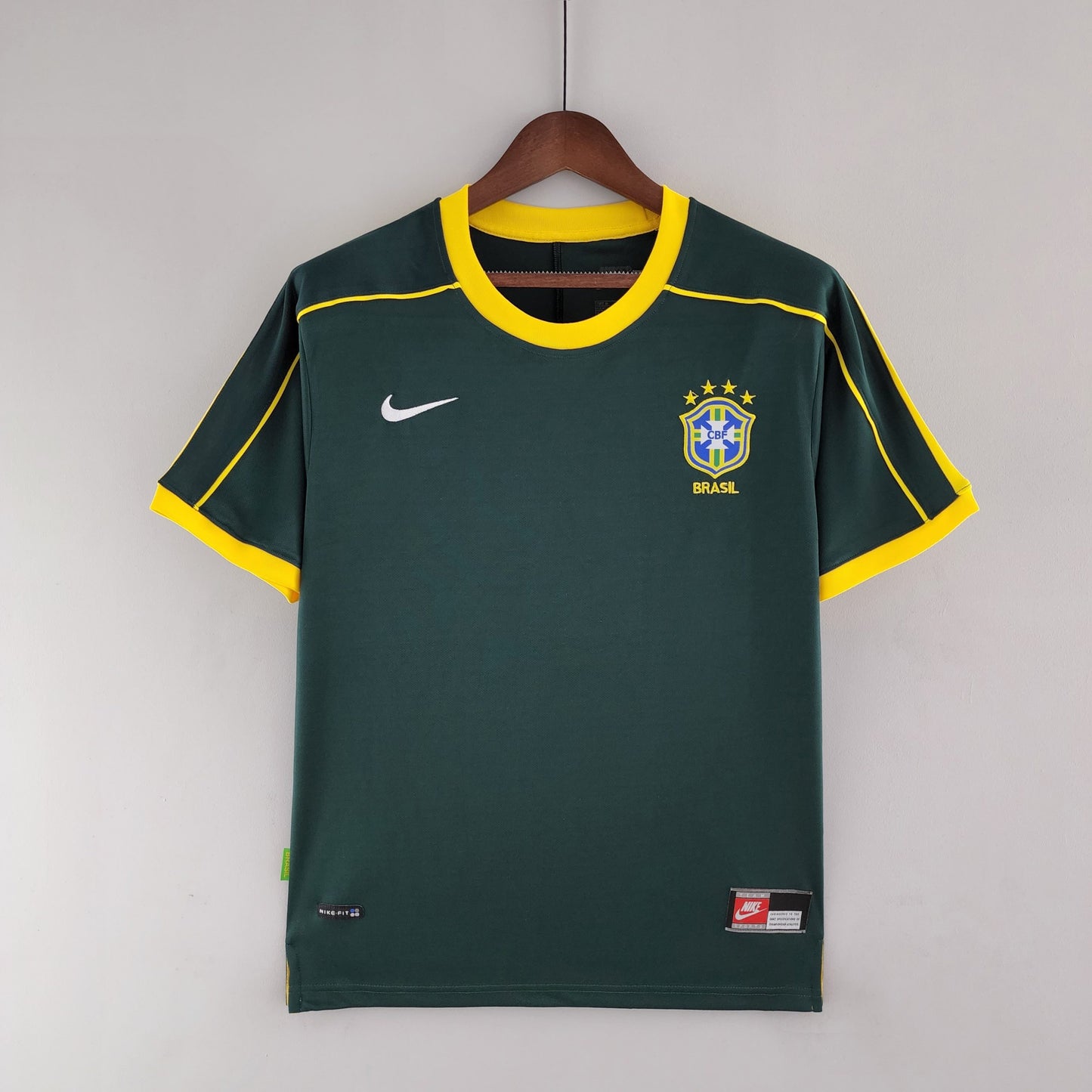 Camiseta Brasil Retro